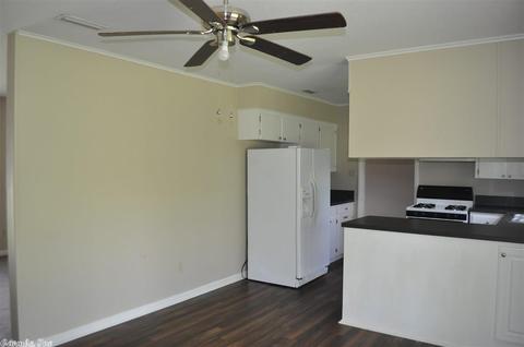 11 Crain Dr, Bryant, AR 72022 photo 12