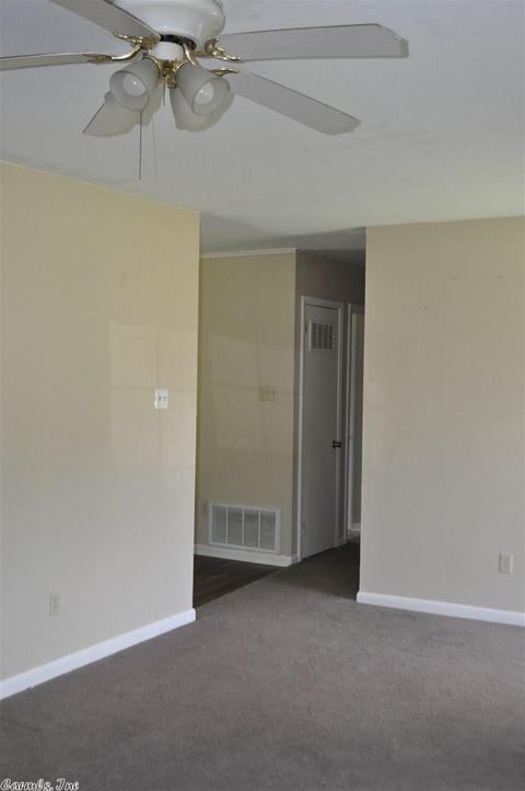 11 Crain Dr, Bryant, AR 72022 photo 9