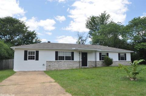 11 Crain Dr, Bryant, AR 72022 photo 1