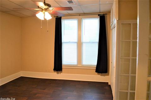303 Ash, Conway, AR 72034 photo 9