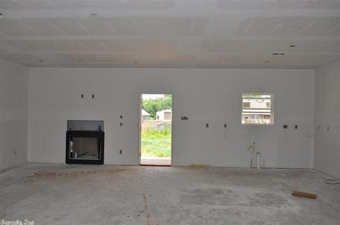 136 Mayberry Dr, Cabot, AR 72023 photo 2