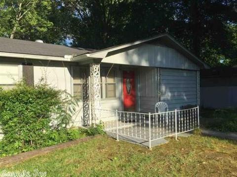 206 N Pecan St, Beebe, AR 72012 photo 1