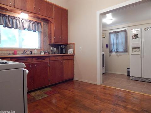 1531 W Alberta, De Queen, AR 71832 photo 3