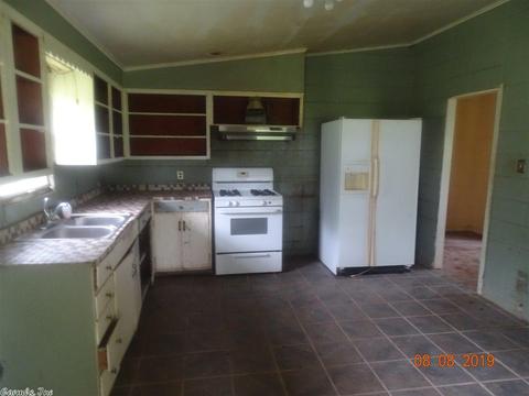 117 Saint Paul Rd, Pine Bluff, AR 71601 photo 2