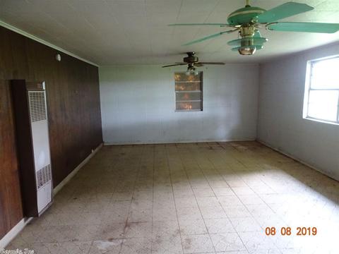 117 Saint Paul Rd, Pine Bluff, AR 71601 photo 4