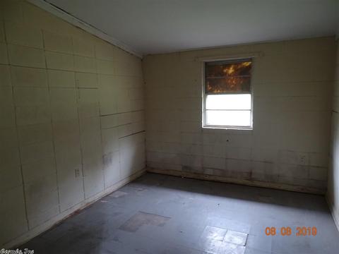 117 Saint Paul Rd, Pine Bluff, AR 71601 photo 5
