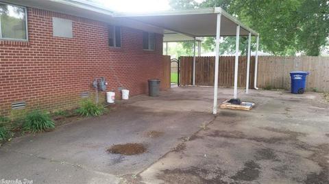 421 Polk St, Conway, AR 72032 photo 3