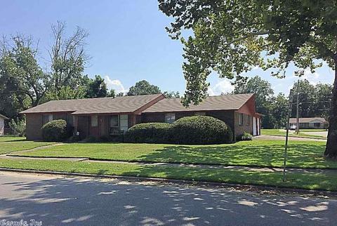1500 Belmoor Dr, Pine Bluff, AR 71601 photo 1