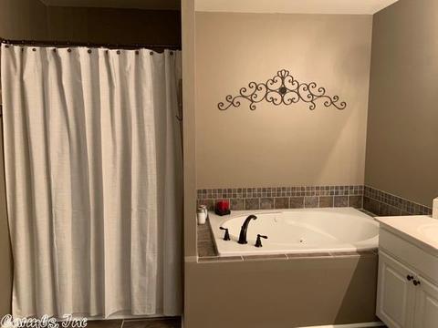 1092 Edingburgh Dr, Mabelvale, AR 72103 photo 14