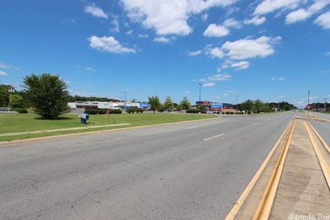 4050 Dave Ward Dr, Conway, AR 72034 photo 2