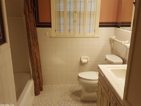 22 W Southern Pines Dr, Pine Bluff, AR 71603 photo 9