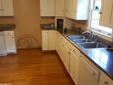 22 W Southern Pines Dr, Pine Bluff, AR 71603 photo 5
