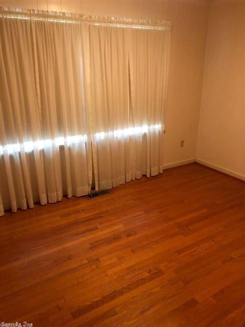 414 Oak St, Warren, AR 71671 photo 7