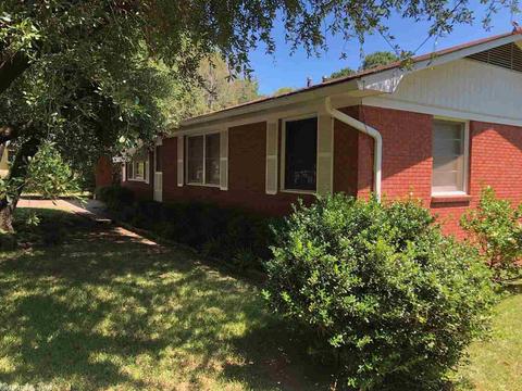 414 Oak St, Warren, AR 71671 photo 2
