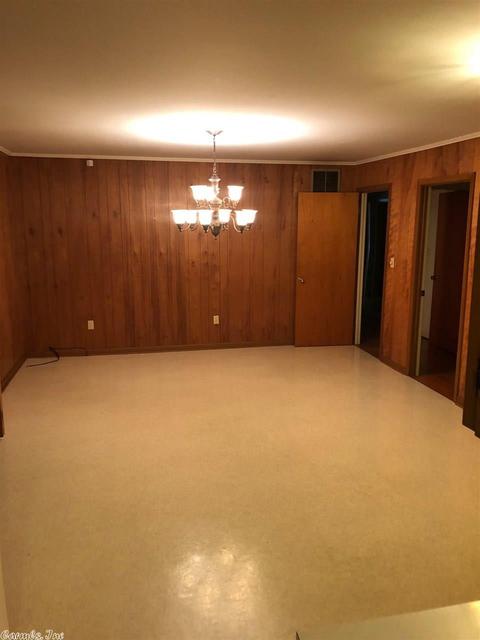 414 Oak St, Warren, AR 71671 photo 4