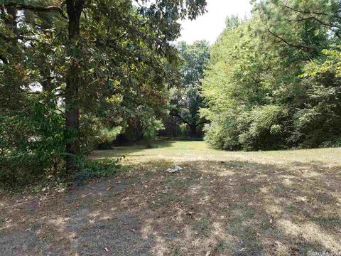 2775 W Tyler, Conway, AR 72034 photo 3