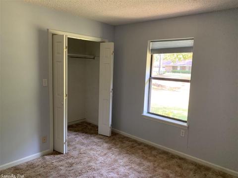 6303 Thrasher St, Pine Bluff, AR 71603 photo 10