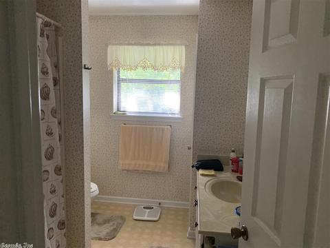 6303 Thrasher St, Pine Bluff, AR 71603 photo 15