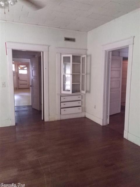 218 Pine Bluff St, Malvern, AR 72104 photo 9