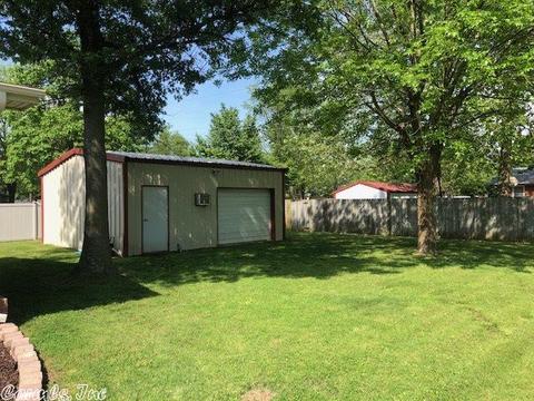 804 11th St, Corning, AR 72422 photo 3
