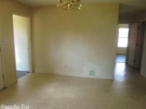 1002 E 10th Ave, Pine Bluff, AR 71601 photo 3