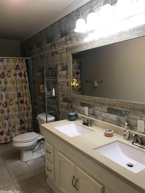 2201 Whippoorwill Ln, White Hall, AR 71602 photo 4