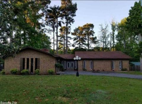 2201 Whippoorwill Ln, White Hall, AR 71602 photo 1
