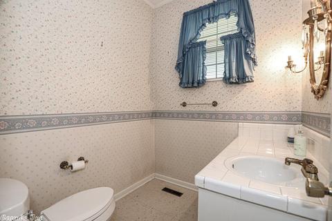 1817 Cedarhurst Dr, Benton, AR 72015 photo 18
