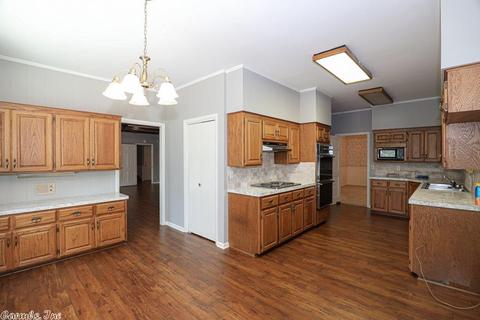 1817 Cedarhurst Dr, Benton, AR 72015 photo 15