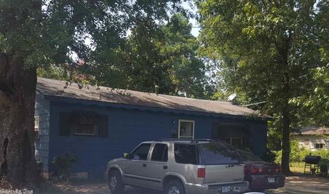 3010 S Hickory St, Pine Bluff, AR 71603 photo 1