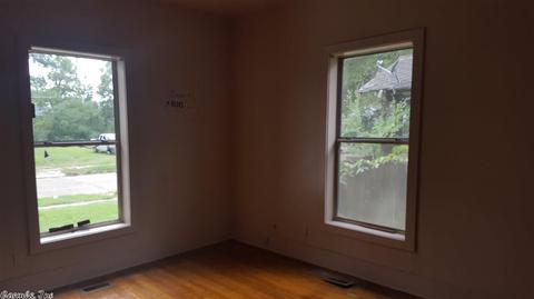 1103 W 24th Ave, Pine Bluff, AR 71603 photo 8