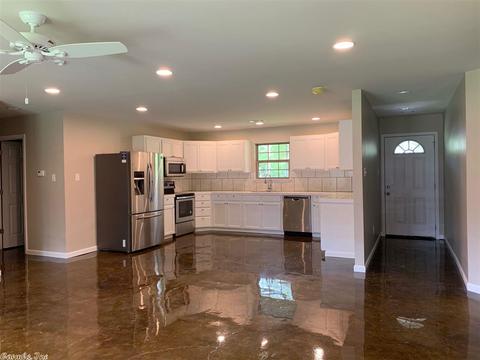 116 Hayes, Haskell, AR 72015 photo 3