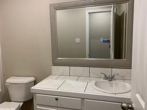 116 Hayes, Haskell, AR 72015 photo 23