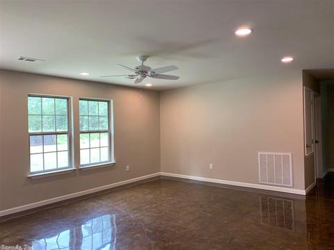 116 Hayes, Haskell, AR 72015 photo 8