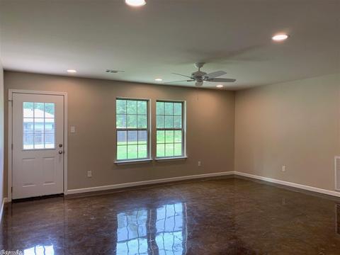 116 Hayes, Haskell, AR 72015 photo 9