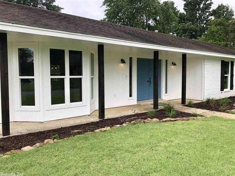 1 S Hampton Dr, Conway, AR 72034 photo 1