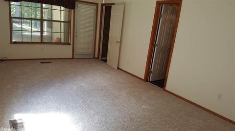 68 North Dr, Conway, AR 72034 photo 2