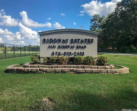 3301 Ridgway Rd, Pine Bluff, AR 71603 photo 1