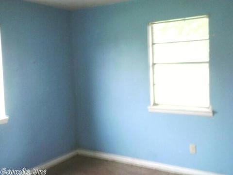 1007 Raspberry Ln, Augusta, AR 72006 photo 4