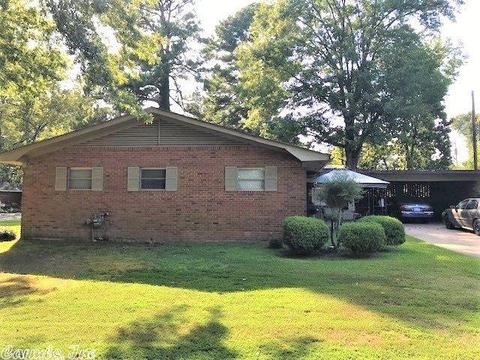 207 Haynes Dr, Pine Bluff, AR 71603 photo 4