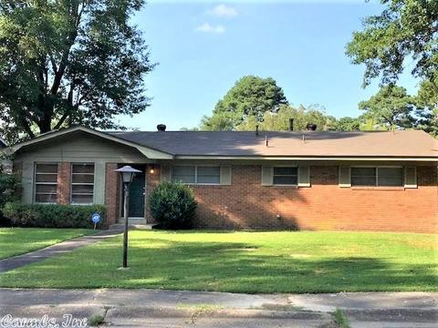 207 Haynes Dr, Pine Bluff, AR 71603 photo 2