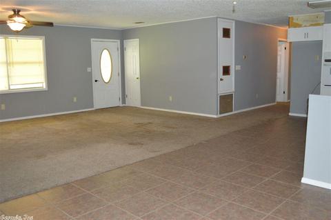 1402 N Maple St, De Queen, AR 71832 photo 2