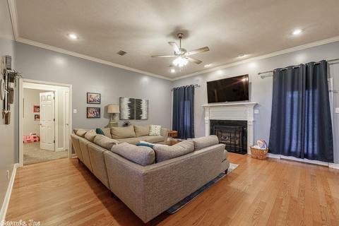 1900 Amelia Dr, Conway, AR 72034 photo 4