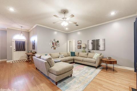1900 Amelia Dr, Conway, AR 72034 photo 2