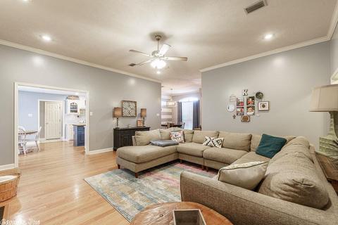 1900 Amelia Dr, Conway, AR 72034 photo 3