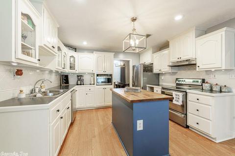 1900 Amelia Dr, Conway, AR 72034 photo 9