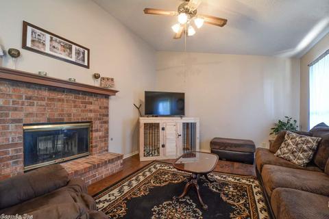 1815 Catherine St, Benton, AR 72019 photo 5
