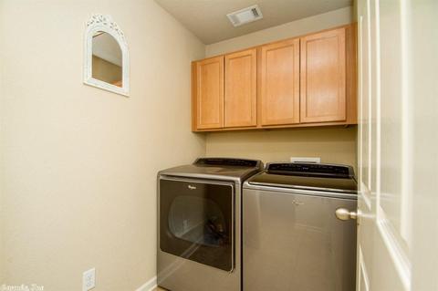77 Earnhardt Cir, Cabot, AR 72023 photo 2