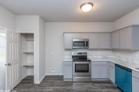 2240 Matthews Meadows Ln, Conway, AR 72032 photo 11