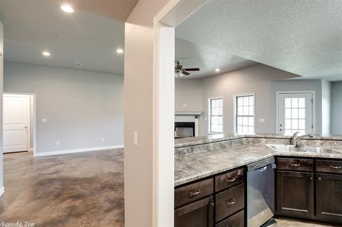 1208 St Augustine Blvd, Trumann, AR 72472 photo 8